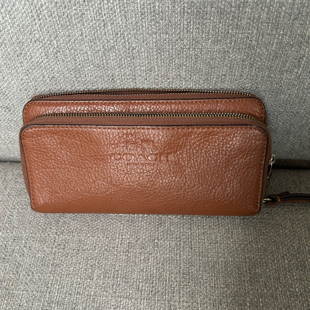 Coach Brown Pebbled Leather Wristlet Clutch